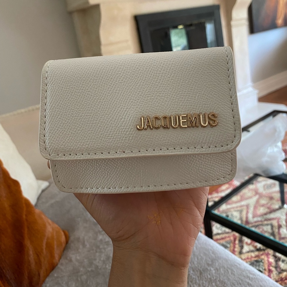 Jacquemus DUPE